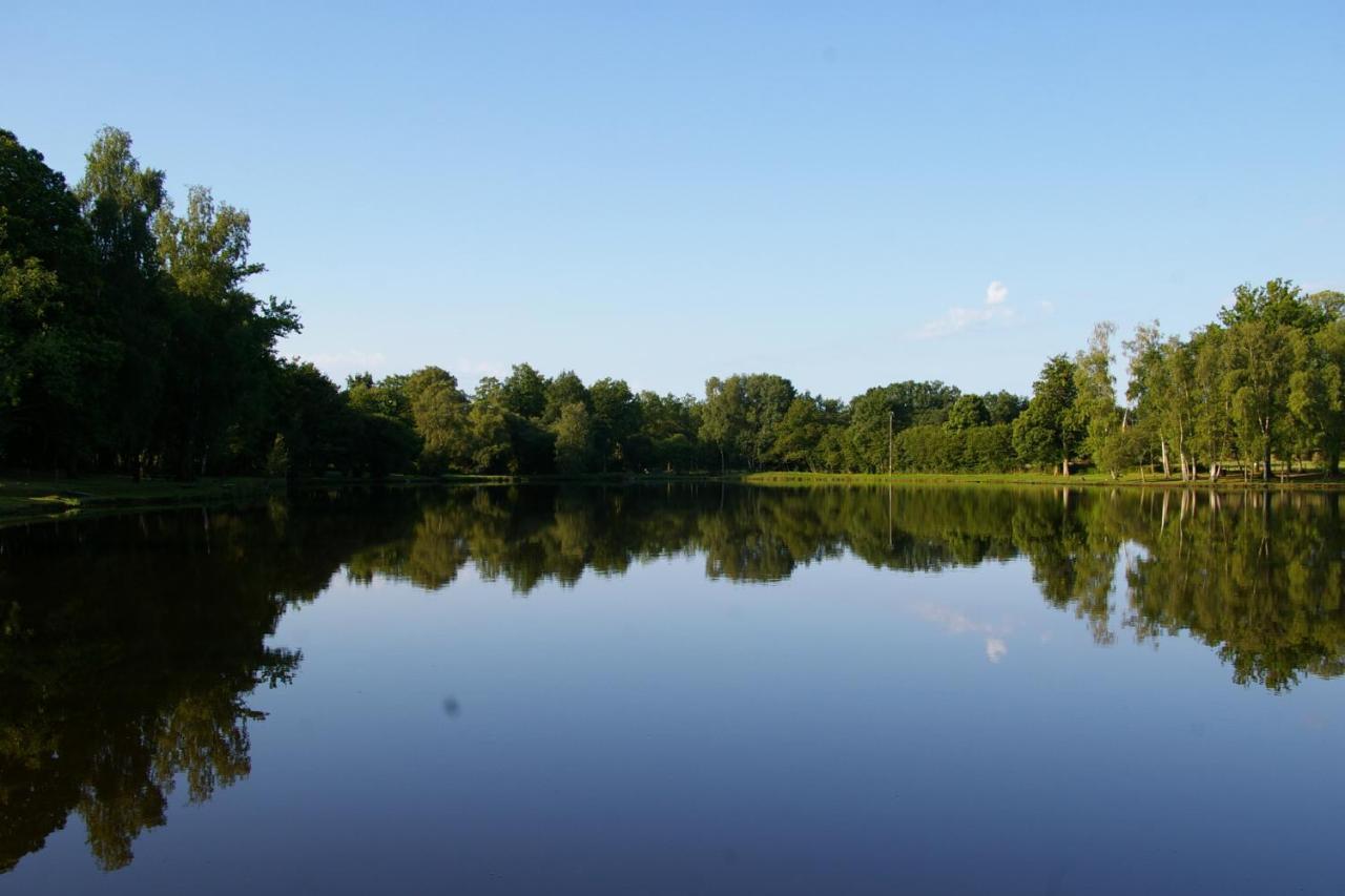 Camping Municipal De La Lande Nexon Eksteriør billede